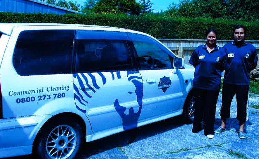 Nazia and Fiza Rahiman as new CrestClean franchisees in 2008.